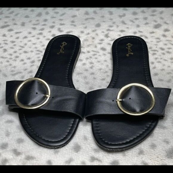 3 for $30 QUPID black silver buckle flat sandals - Picture 2 of 5